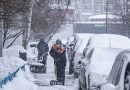Москву завалило небывалым снегопадом